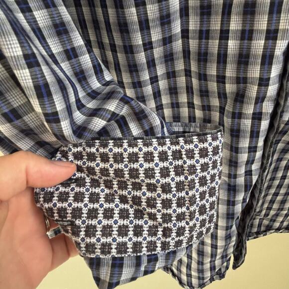 Robert Graham Men's M Checkered Plaid Button Up Contrasting Cuffs Casual - Picture 7 of 10